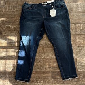 Dark Blue Ankle Jeans